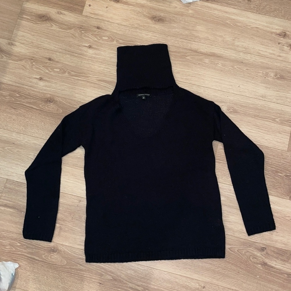 Kendall and Kylie cut out turtle neck